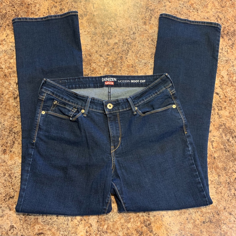 Denizen/Levi’s jeans 👖 women’s size 12M